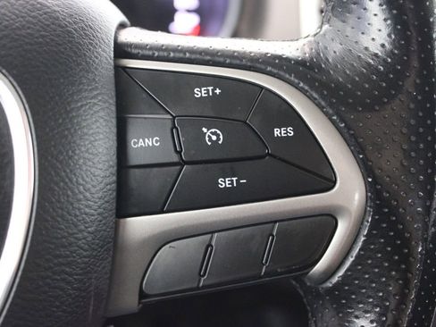 Used 2019 Dodge Durango SXT w/ 3rd Row Seating Group AWD/4WD image 22