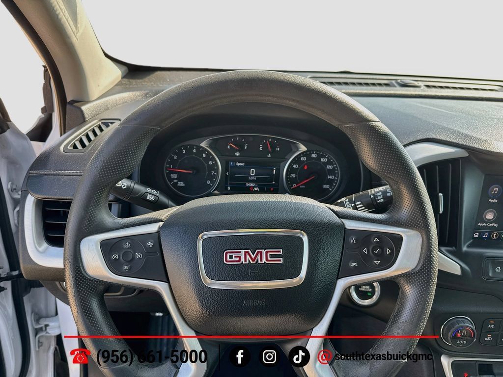 Used 2024 GMC Terrain SLE w/ Driver Convenience Package FWD image 14