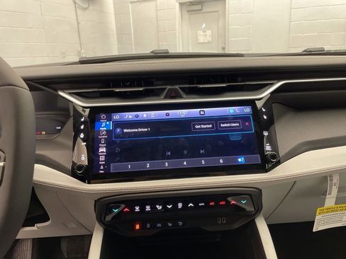 New 2026 Jeep Cherokee Overland AWD/4WD image 10