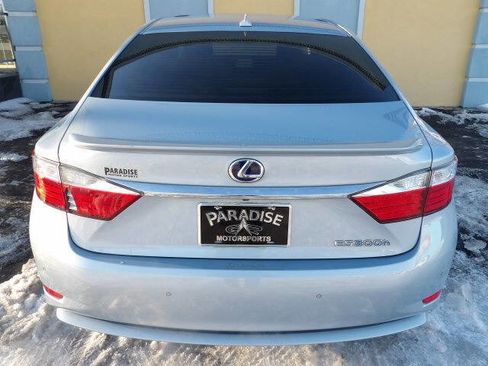 Used 2013 Lexus ES 300h image 8