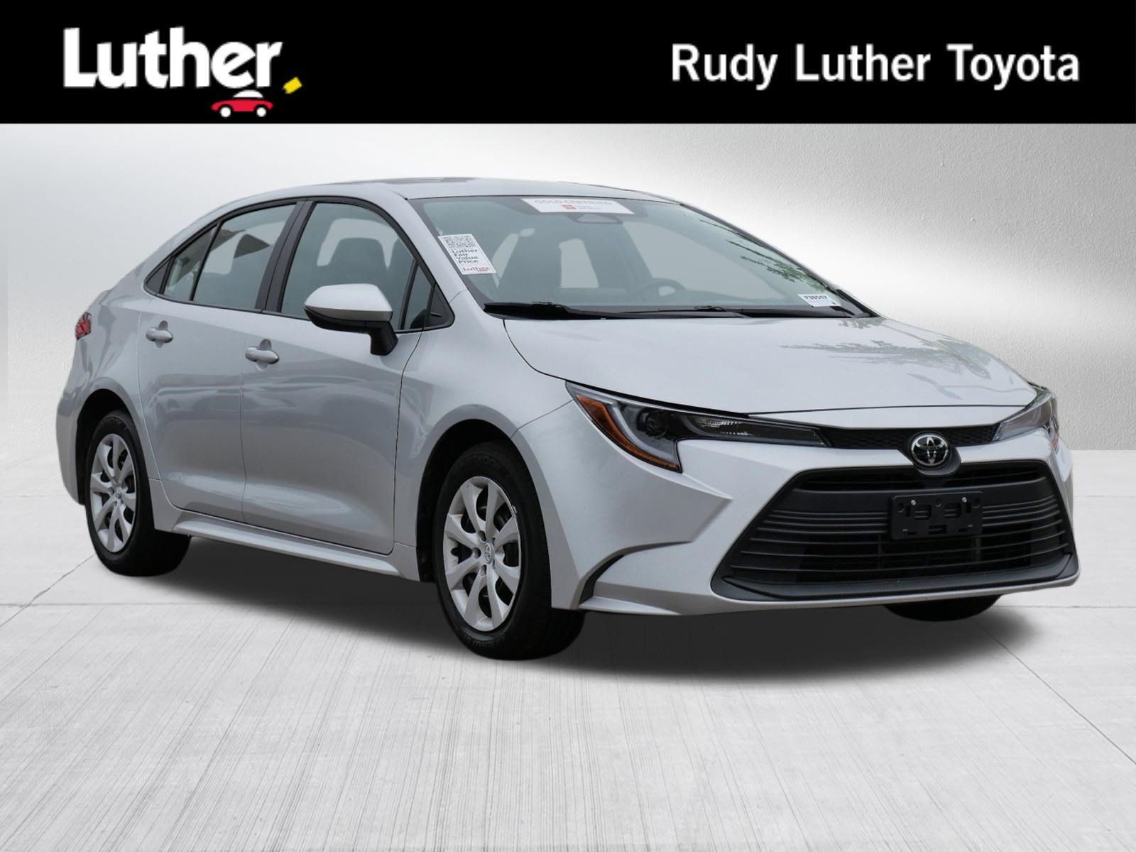 Certified 2026 Toyota Corolla LE FWD image 1