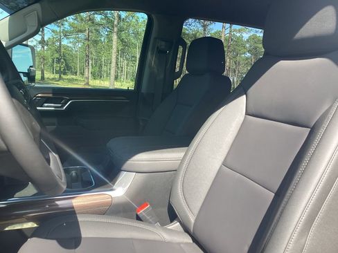 New 2026 Chevrolet Silverado 2500 LT w/ Trail Boss Package AWD/4WD image 18