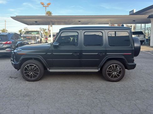Used 2022 Mercedes-Benz G 550 image 2