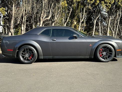 Used 2019 Dodge Challenger R/T Scat Pack image 3
