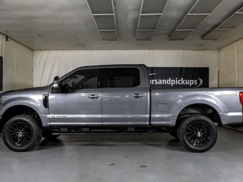 Used 2021 Ford F250 Lariat image 11