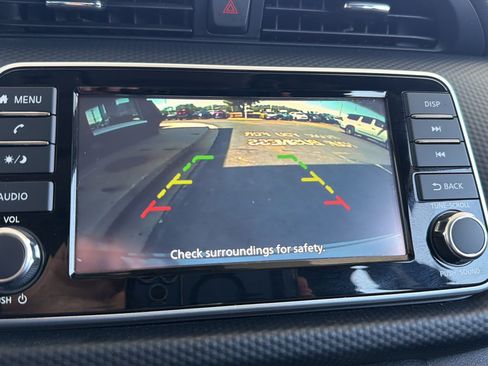 Certified 2025 Nissan Kicks Play S FWD image 21