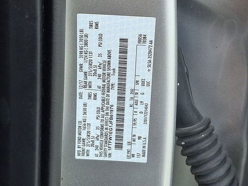 Used 2018 Ford F150 Platinum w/ Equipment Group 701A Luxury image 30