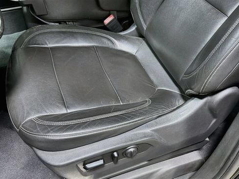 Used 2019 Chevrolet Silverado 1500 LT w/ All-Star Edition AWD/4WD image 19