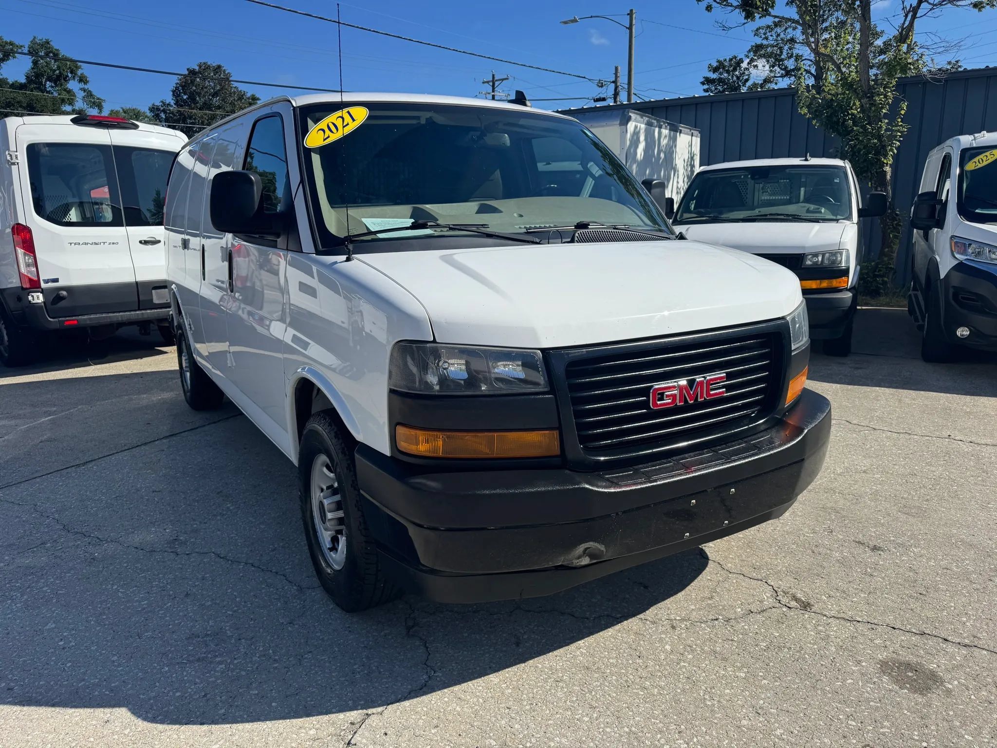 Used 2021 GMC Savana 2500 w/ Driver Convenience Package RWD image 2