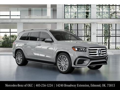 New 2026 Mercedes-Benz GLS 580 4MATIC image 11