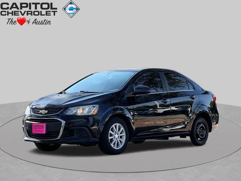 Used 2017 Chevrolet Sonic LT FWD image 1