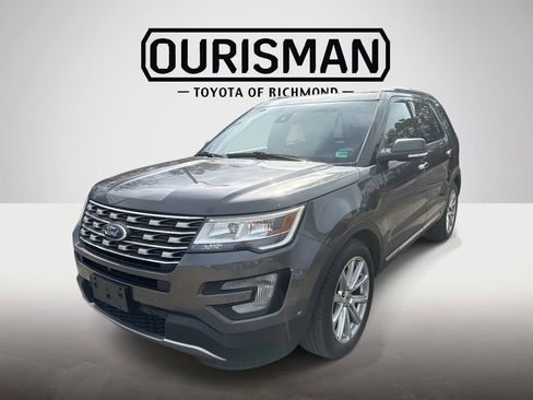 Used 2017 Ford Explorer Limited w/ Equipment Group 301A image 3