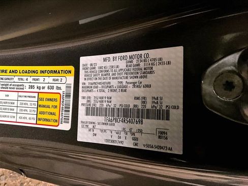 Used 2024 Ford Mustang GT RWD image 32