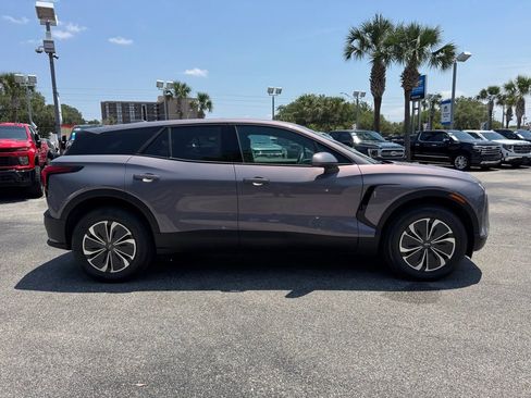 New 2025 Chevrolet Blazer EV LT image 9