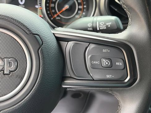 Used 2023 Jeep Gladiator Sport AWD/4WD image 21