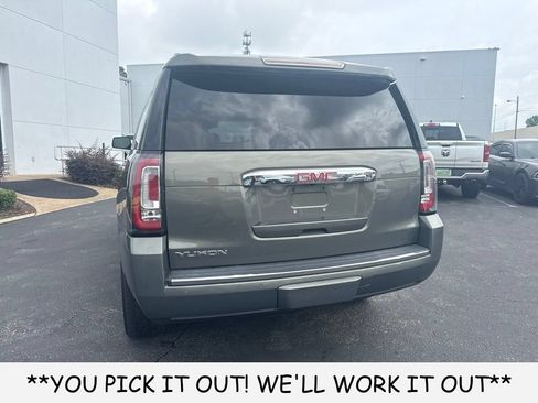 Used 2017 GMC Yukon Denali w/ Open Road Package AWD/4WD image 7