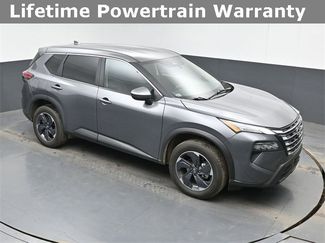 Used 2025 Nissan Rogue SV video 1