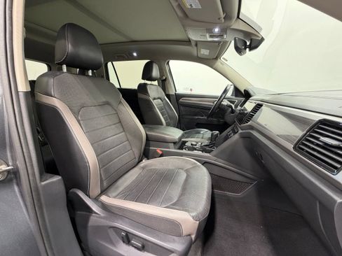 Used 2021 Volkswagen Atlas SEL Premium AWD/4WD image 36