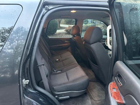 Used 2011 Chevrolet Tahoe LS w/ Convenience Package image 36