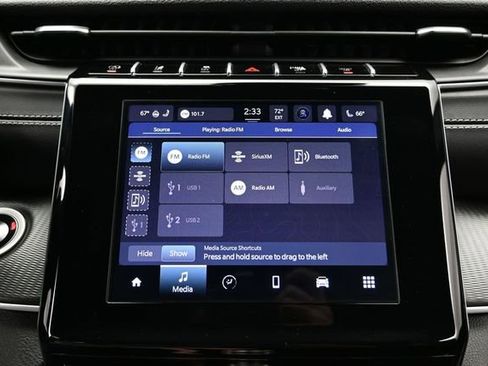 Used 2025 Jeep Grand Cherokee Altitude AWD/4WD image 34
