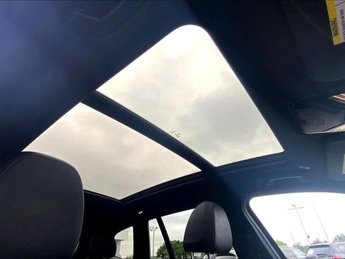 Used 2019 BMW X3 sDrive30i w/ Premium Package image 13