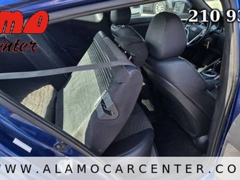 Used 2016 Hyundai Veloster w/ Option Group 02 FWD image 22