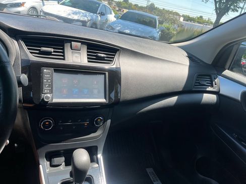 Used 2019 Nissan Sentra S FWD image 14