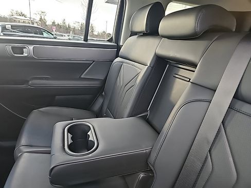 Certified 2025 Hyundai Santa Fe SEL image 34