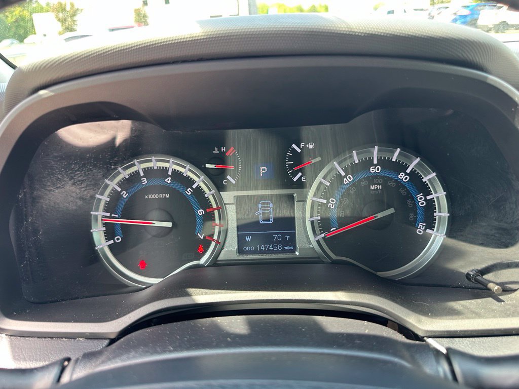 Used 2016 Toyota 4Runner SR5 AWD/4WD image 26