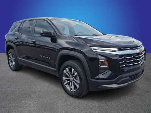 Used 2026 Chevrolet Equinox LT FWD image 3