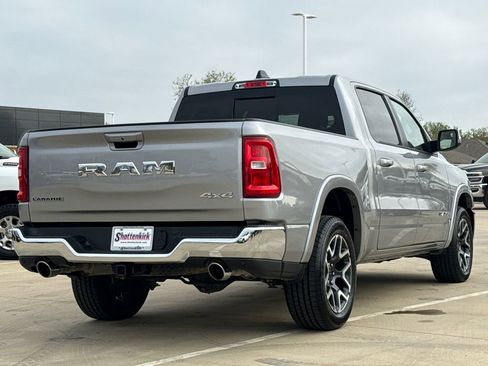 Used 2025 RAM 1500 Laramie AWD/4WD image 9
