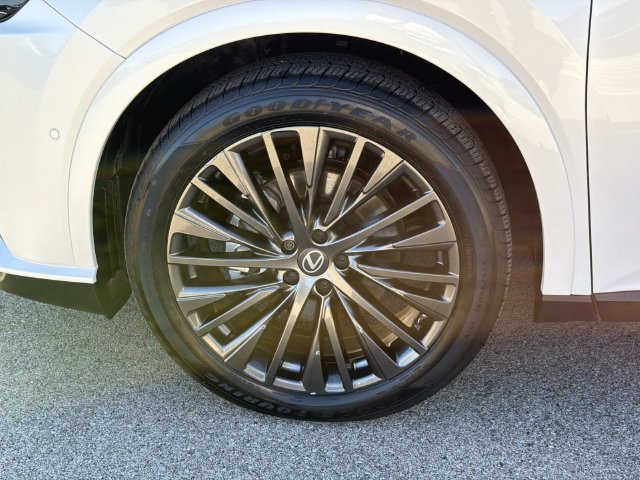 Certified 2026 Lexus RX 350 AWD w/ Convenience Package image 10
