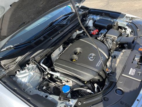 Used 2019 MAZDA CX-5 Touring image 38