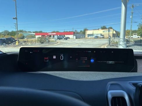 New 2025 Ford Expedition Active image 26