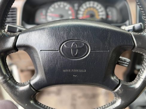 Used 2002 Toyota 4Runner SR5 image 16