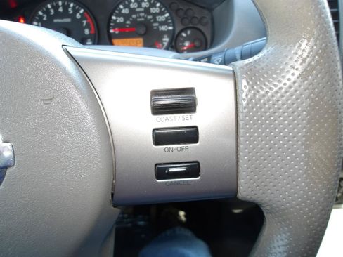 Used 2007 Nissan Frontier SE w/ Power Pkg AWD/4WD image 15