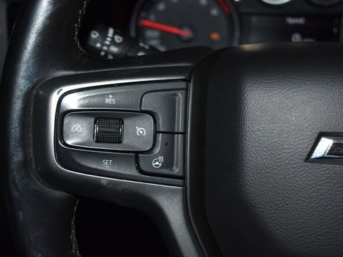 Used 2020 Chevrolet Silverado 1500 LT Trail Boss image 7