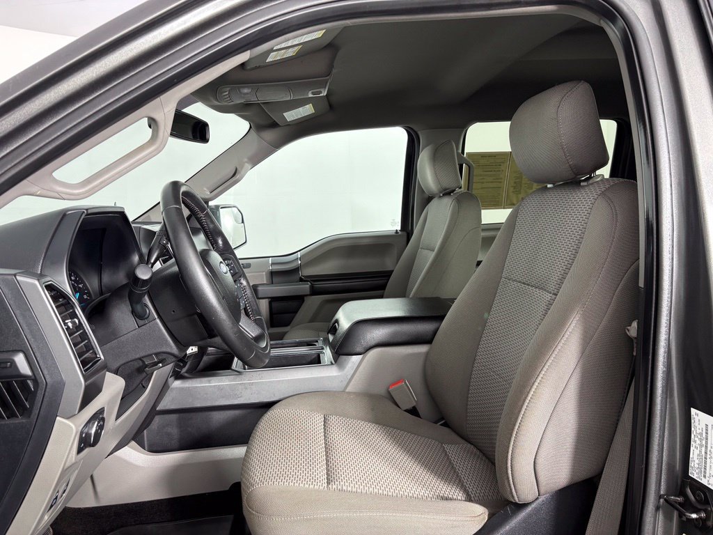 Used 2018 Ford F150 XLT w/ Equipment Group 302A Luxury AWD/4WD image 21