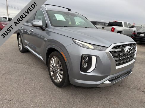 Used 2020 Hyundai Palisade Limited image 3