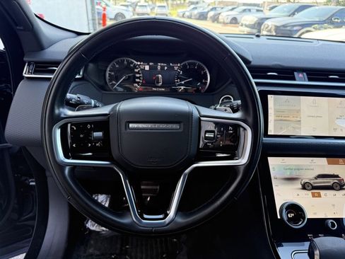 Used 2023 Land Rover Range Rover Velar R-Dynamic S image 19