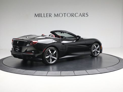 Certified 2023 Ferrari Portofino M RWD image 8