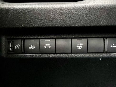 Certified 2024 Toyota RAV4 SE w/ Convenience Package AWD/4WD image 33