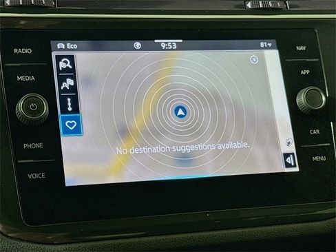 Used 2023 Volkswagen Tiguan SEL R-Line image 11