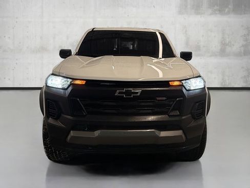 Used 2025 Chevrolet Colorado Trail Boss w/ Midnight Edition image 2