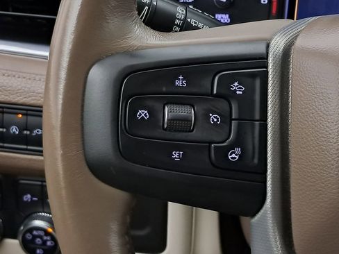 Used 2021 GMC Yukon Denali w/ Denali Premium Package image 14