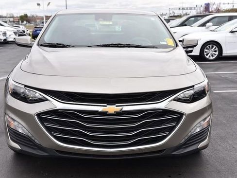 Used 2024 Chevrolet Malibu LT image 4