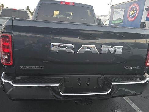 Used 2025 RAM 2500 Big Horn AWD/4WD image 3