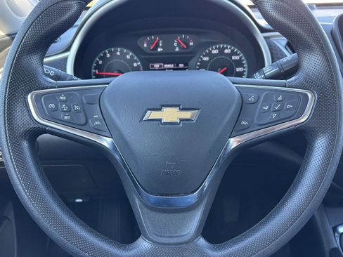 Used 2024 Chevrolet Malibu LT image 25
