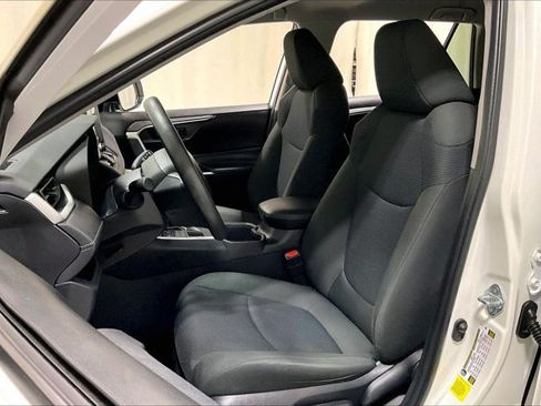 Certified 2025 Toyota RAV4 LE AWD/4WD image 26