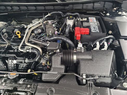 Used 2024 Nissan Altima 2.5 SR FWD image 30